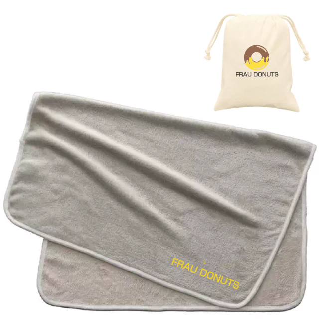 吸湿発熱ブランケット（巾着付き）｜グッズ